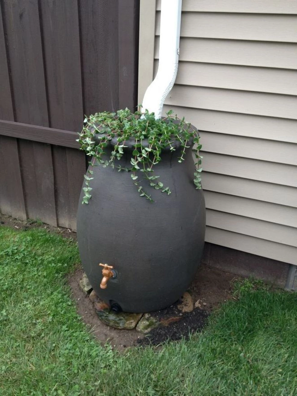 plastový sud na vodu