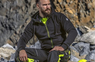Ako vybrať pracovné oblečenie do jarného premenlivého počasia