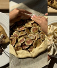 Ľahký koláč plný leta: Vegánska figová galetka s vlašskými orechmi