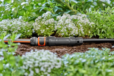 Objavte Micro - Drip - system: Jednoduchá cesta k zavlažovaniu, ktorá šetrí vodu aj váš čas.